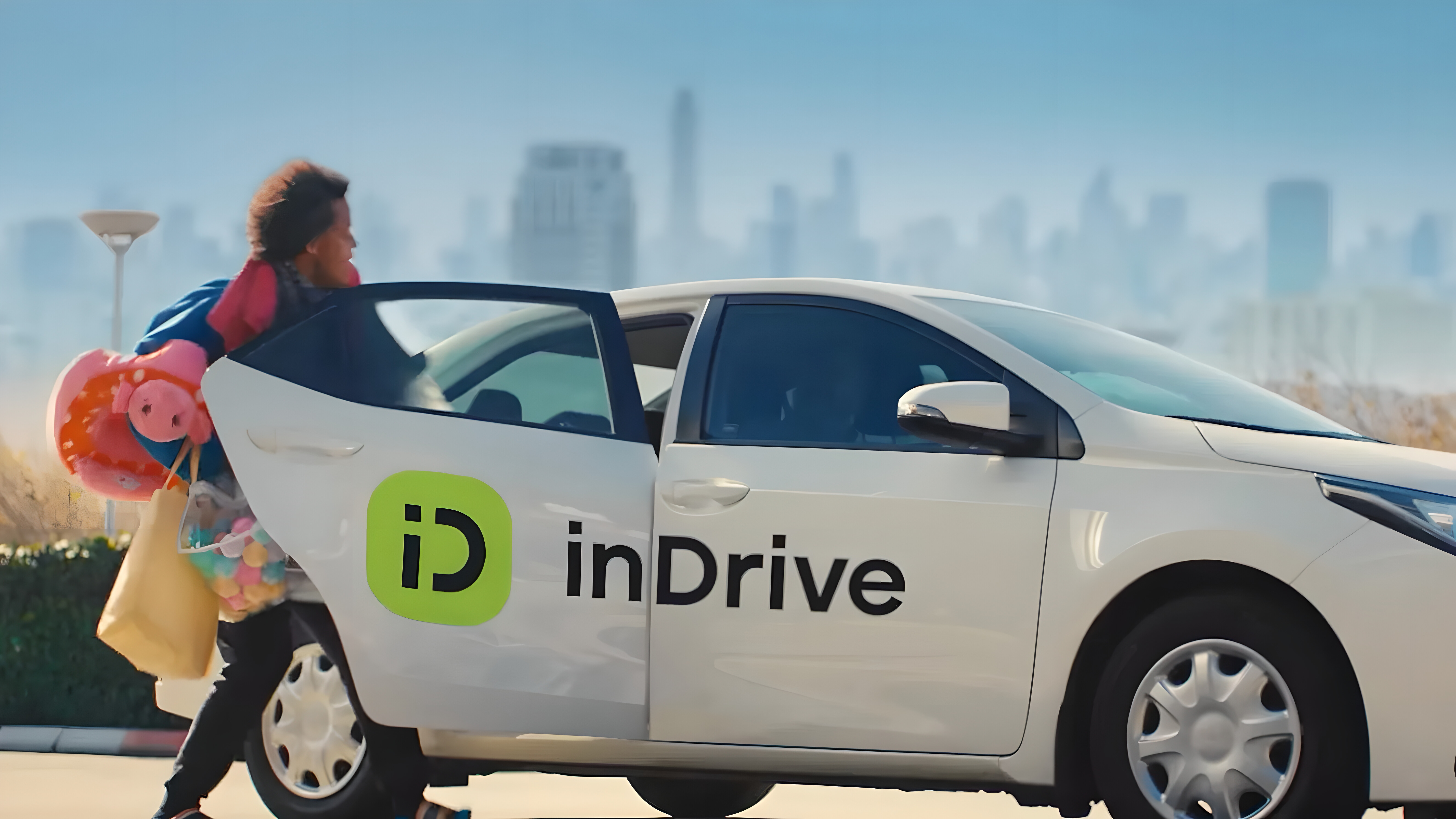 Сервис такси Indrive сократит 10% штата - новости Shoppers